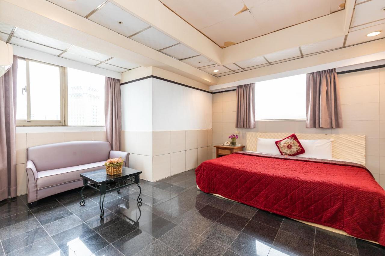 Yi Pin Business Hotel Taoyuan Dış mekan fotoğraf