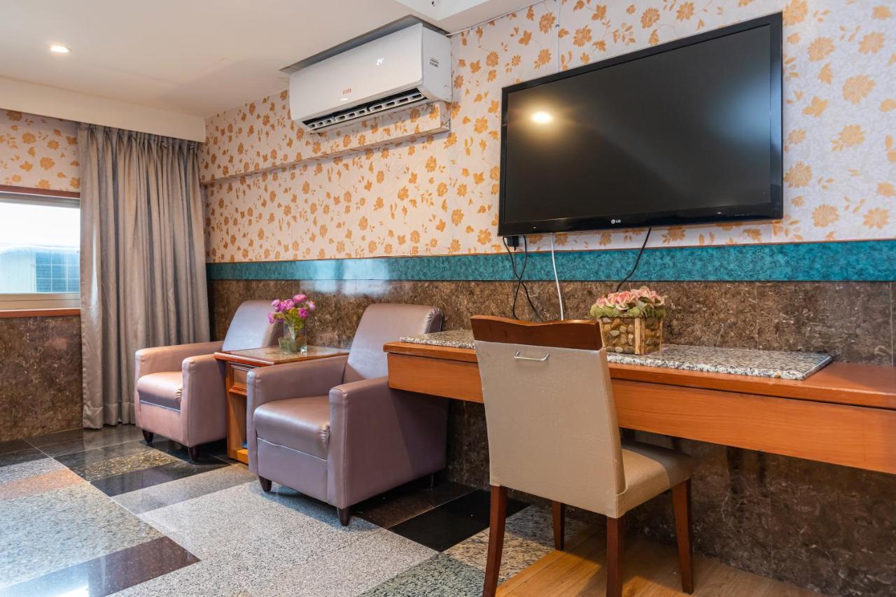 Yi Pin Business Hotel Taoyuan Dış mekan fotoğraf