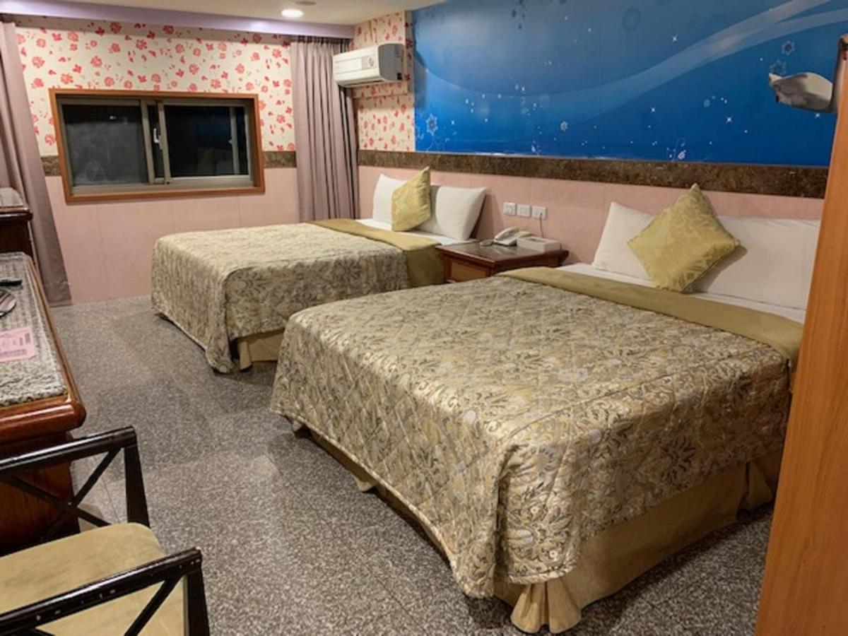 Yi Pin Business Hotel Taoyuan Dış mekan fotoğraf