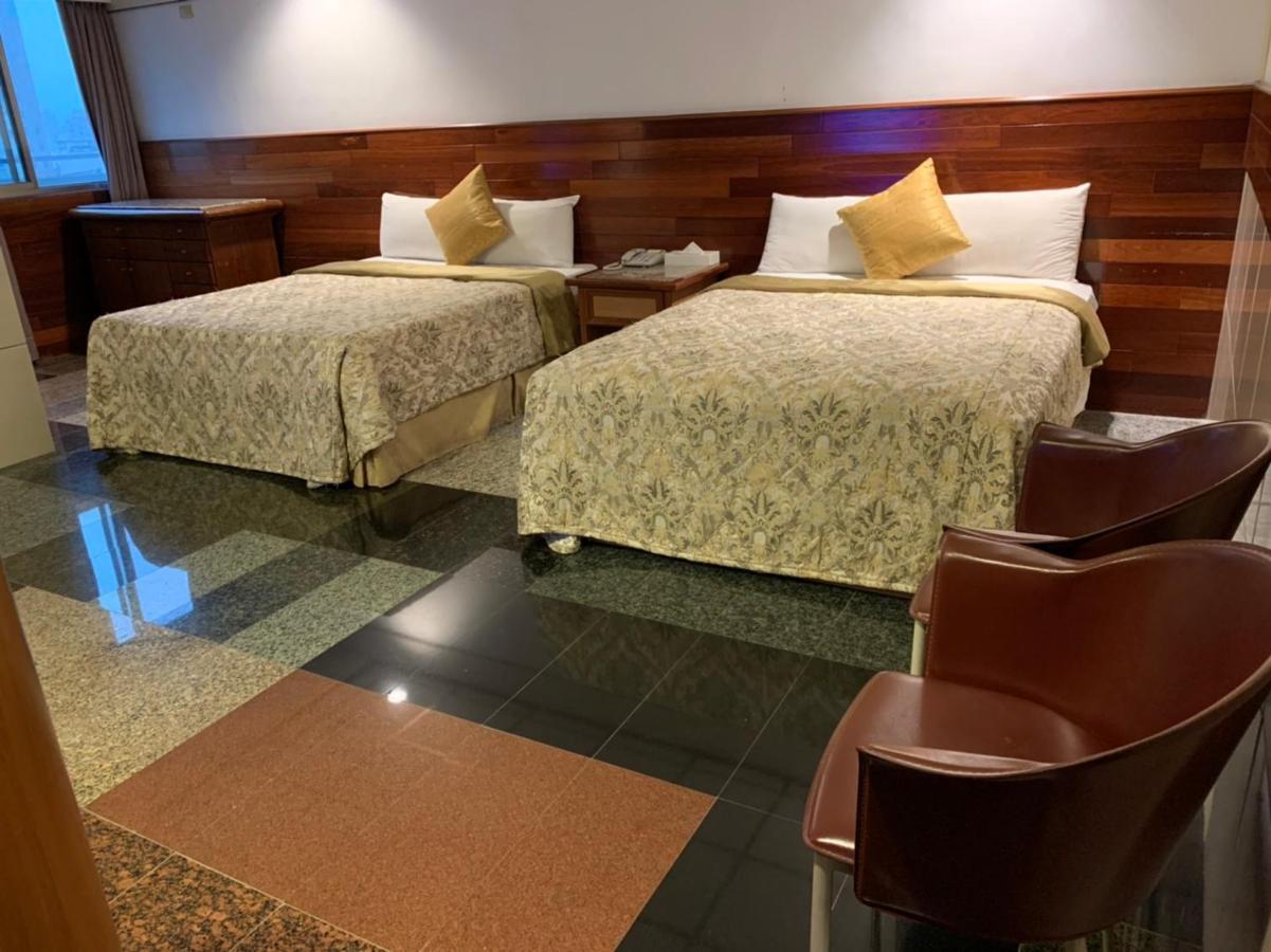 Yi Pin Business Hotel Taoyuan Dış mekan fotoğraf